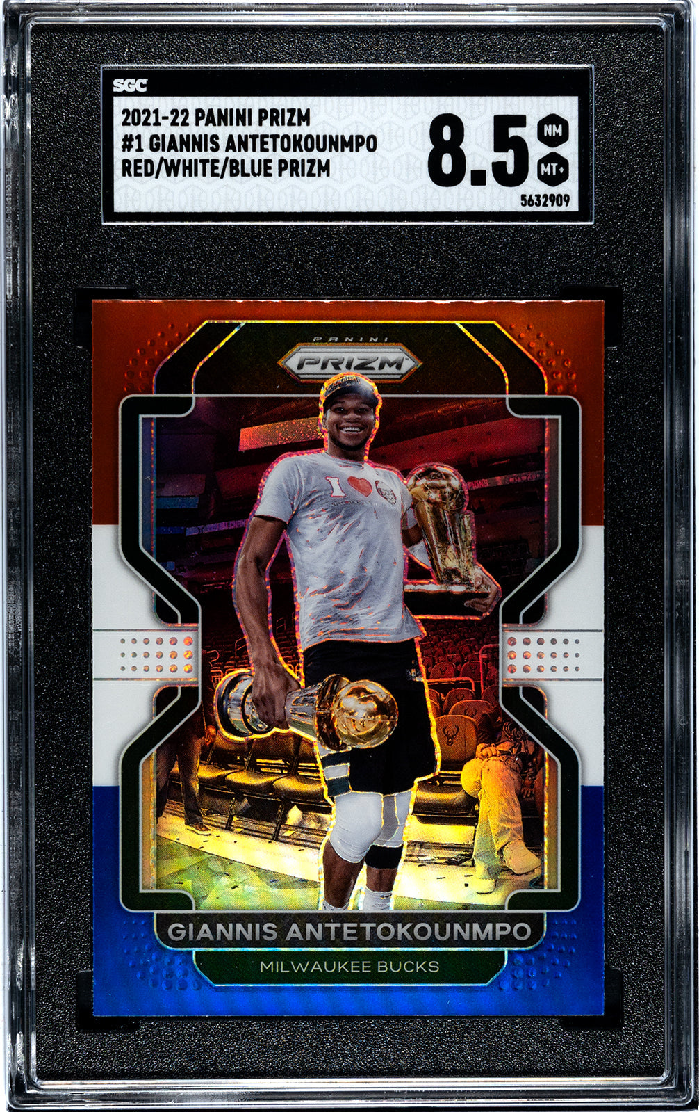 2021-22 Giannis Antetokounmpo Panini Prizm SGC 8.55