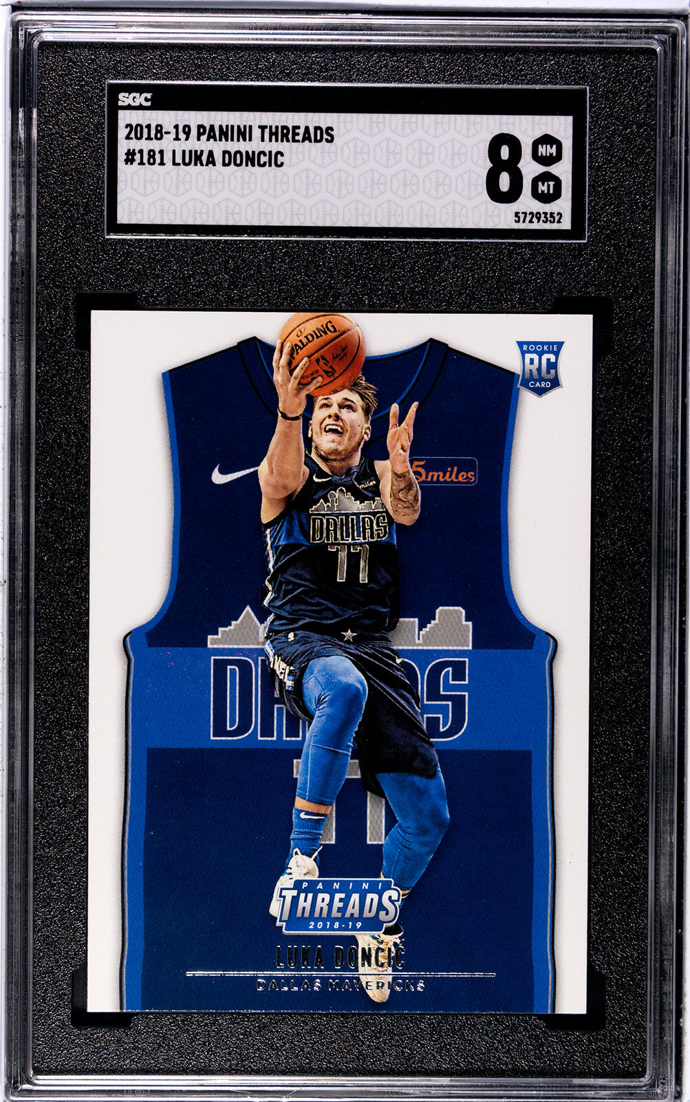 doncic_luka_2018-19_panini_threads_181_luka_doncic_sgc-grade-8_auth-5729352