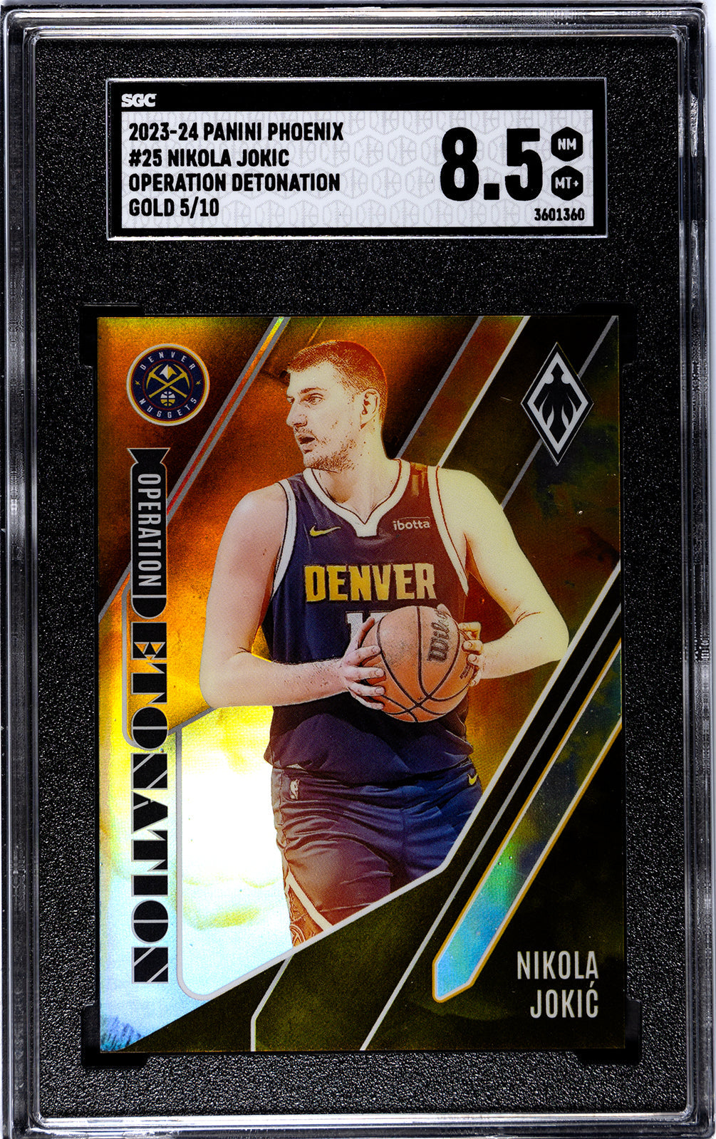 jokic_nikola_2023-24_panini_phoenix_25_nikola_jokic_operation_detonation_gold_5-10_sgc-grade-8pt5_auth-3601360